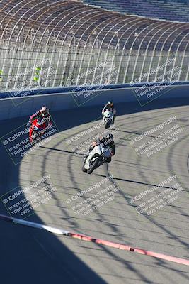 media/Jan-21-2023-Fastrack Riders (Sat) [[fcf3f88a30]]/Level 4/Session 2 Nascar 1/